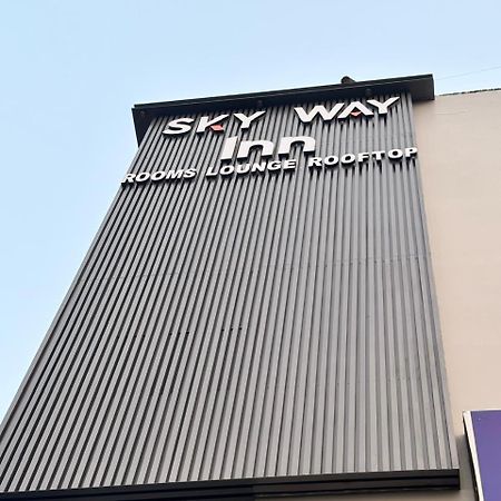 Hotel Sky Way Inn Hisar Екстер'єр фото